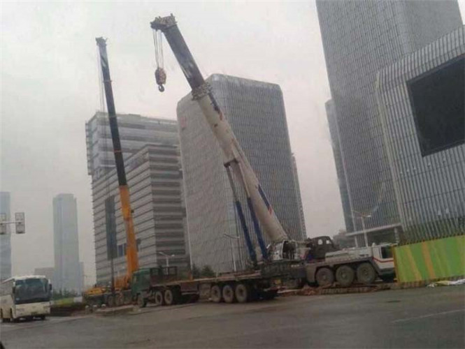 门头沟区“自动找平”—— 吊车的 “平地神器” 技术