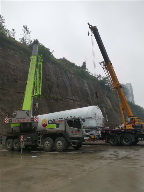 门头沟区“不怕风雨冻”—— 吊车的 “恶劣环境适应” 技术